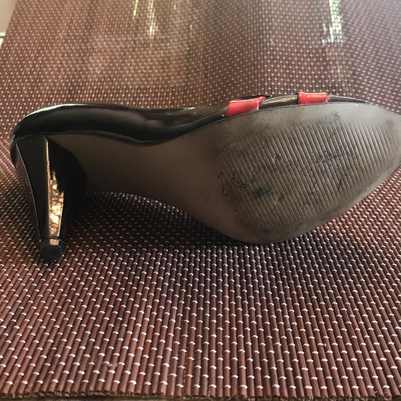 Nine West black and red high heel shoes 👠 - Picture 3 of 4